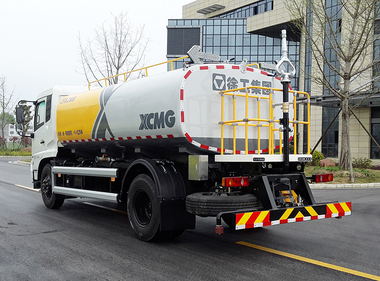 XCMG official new 8 ton low pressure clean truck road cleaning machine XZJ5183GQXD5 for sale